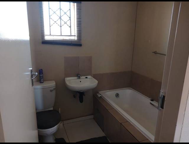 2 BEDROOM HOUSE FOR SALE IN SKY CITY